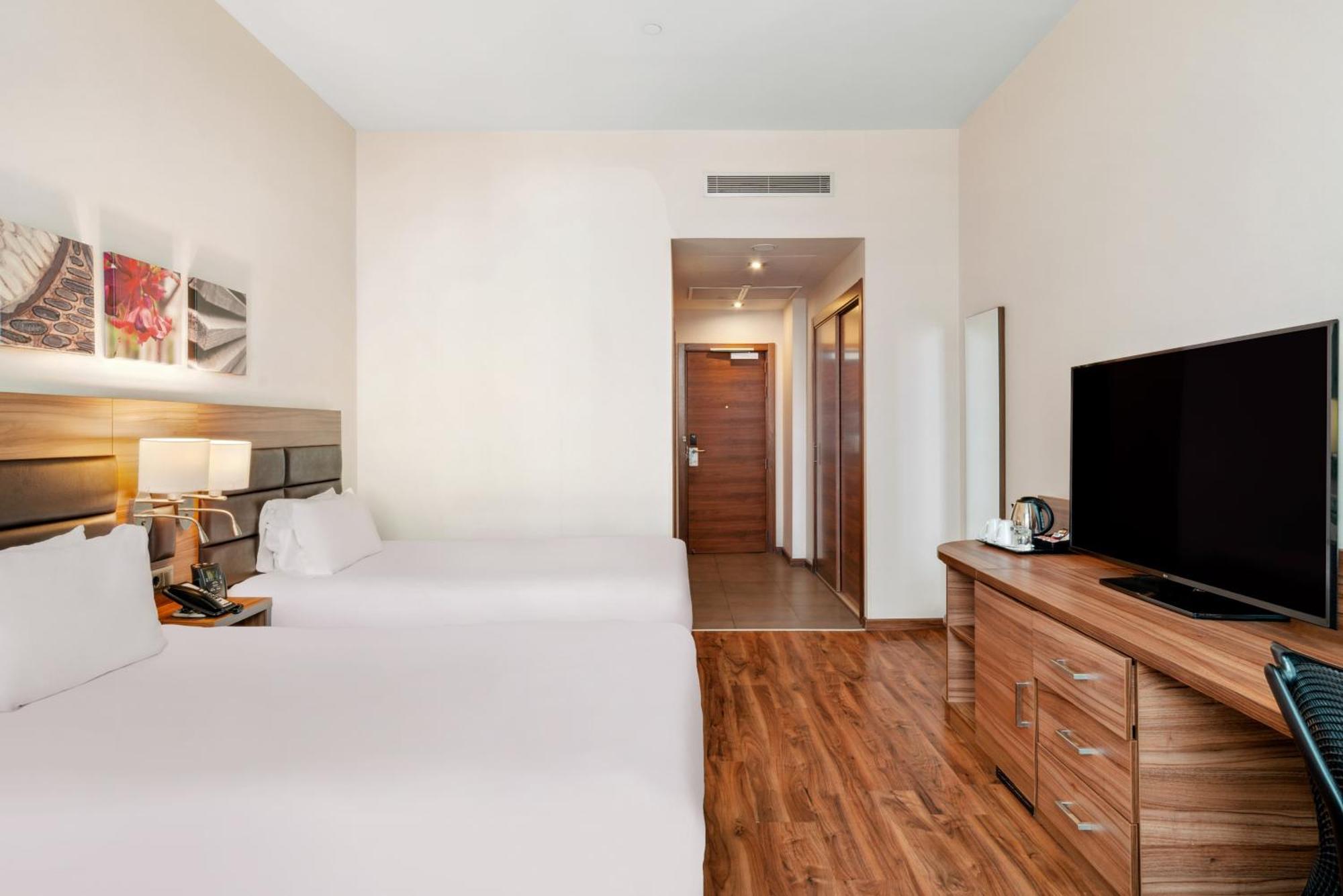 Double Room with Two Double Beds,1758359510:JPEG